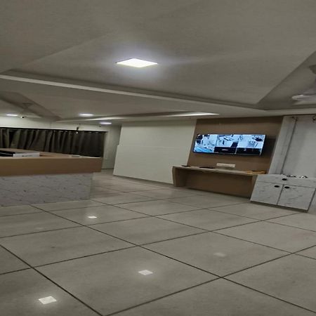 Hotel Nest View Ahmedabad Bagian luar foto